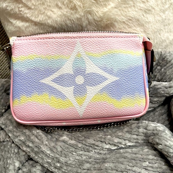 SOLD - Picture 1 of 15